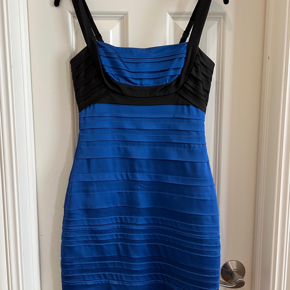BCBGMaxAzria Blue and Black Tiered Bodycon Mini Dress